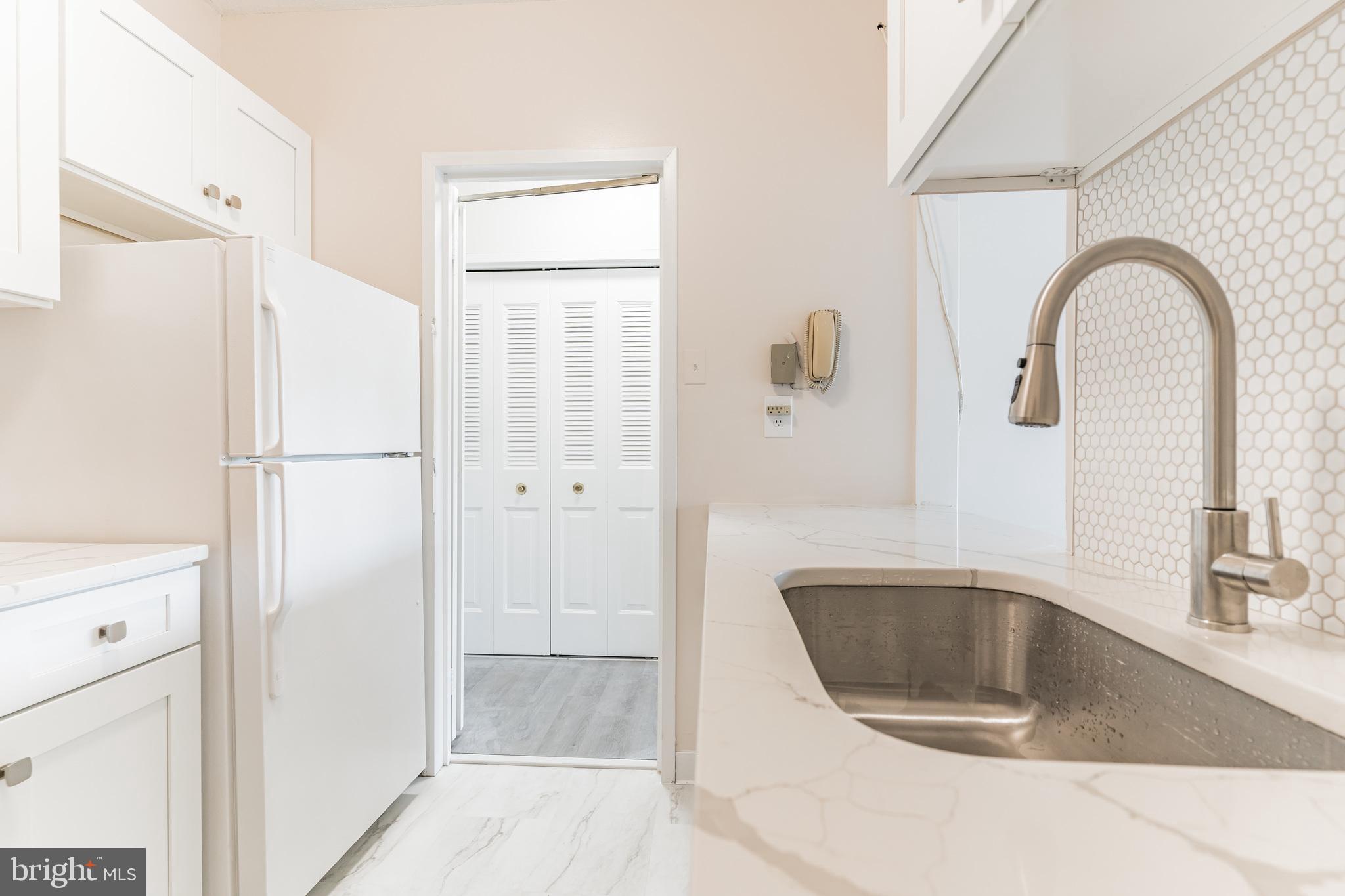 HYDE PARK - Residential