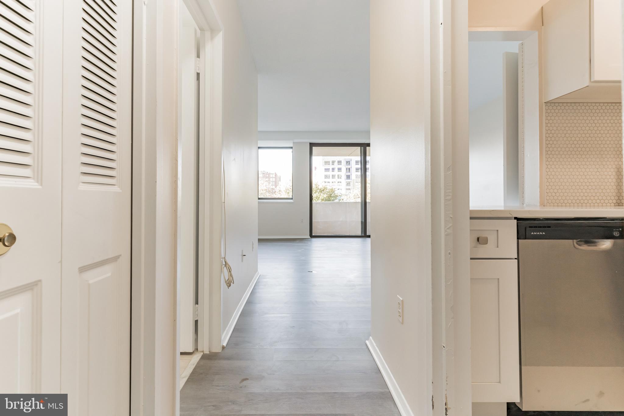 HYDE PARK - Residential