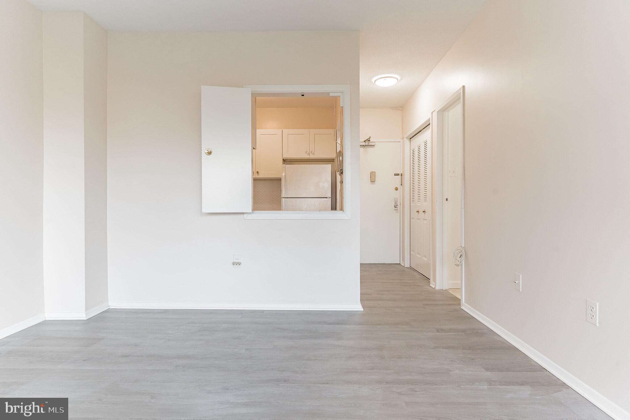 HYDE PARK - Residential