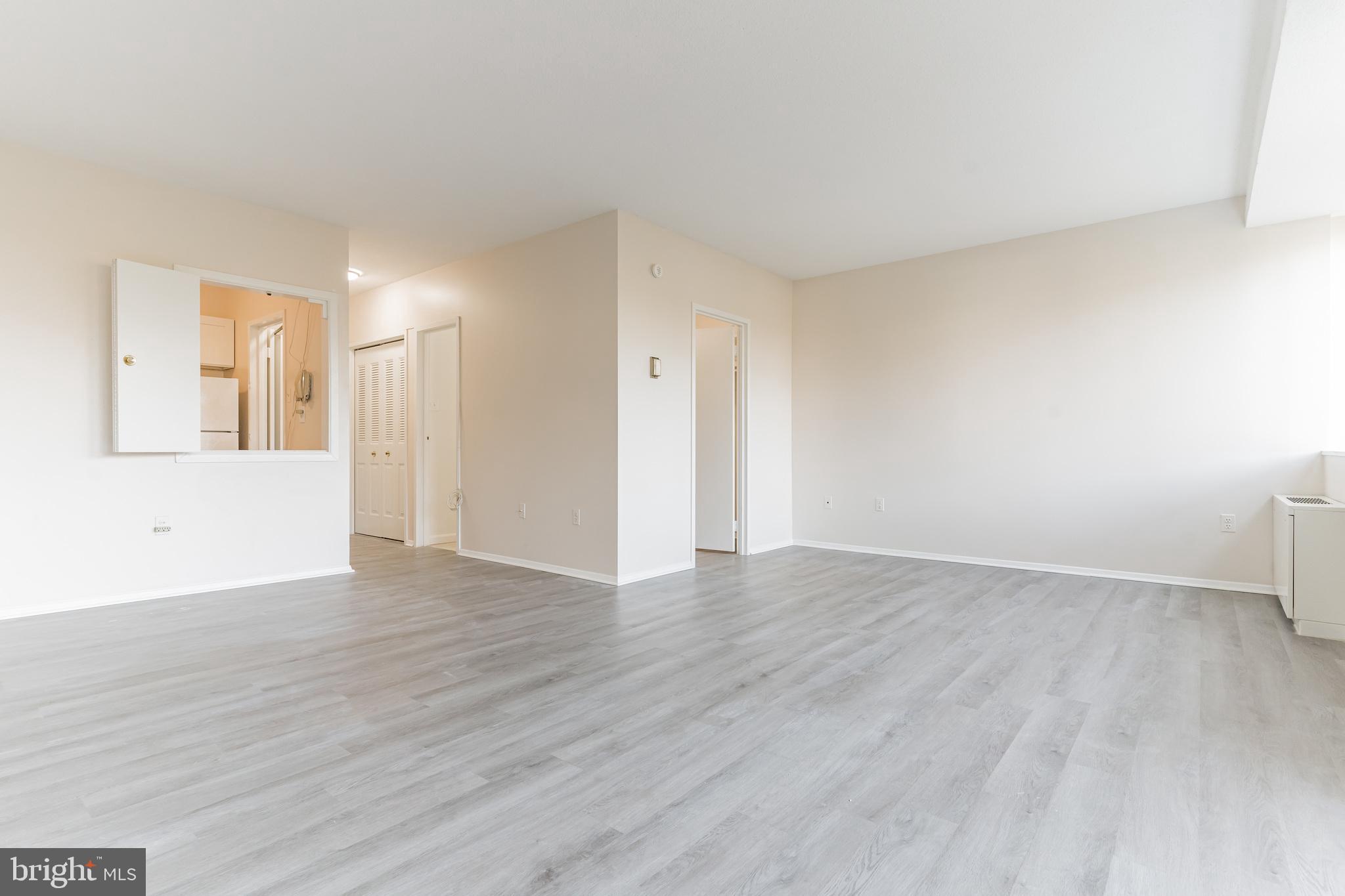 HYDE PARK - Residential