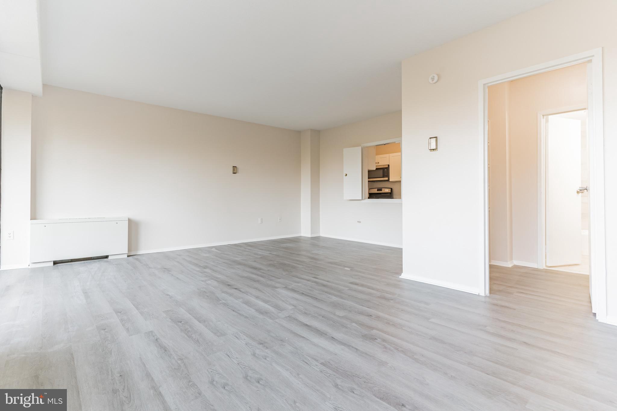 HYDE PARK - Residential