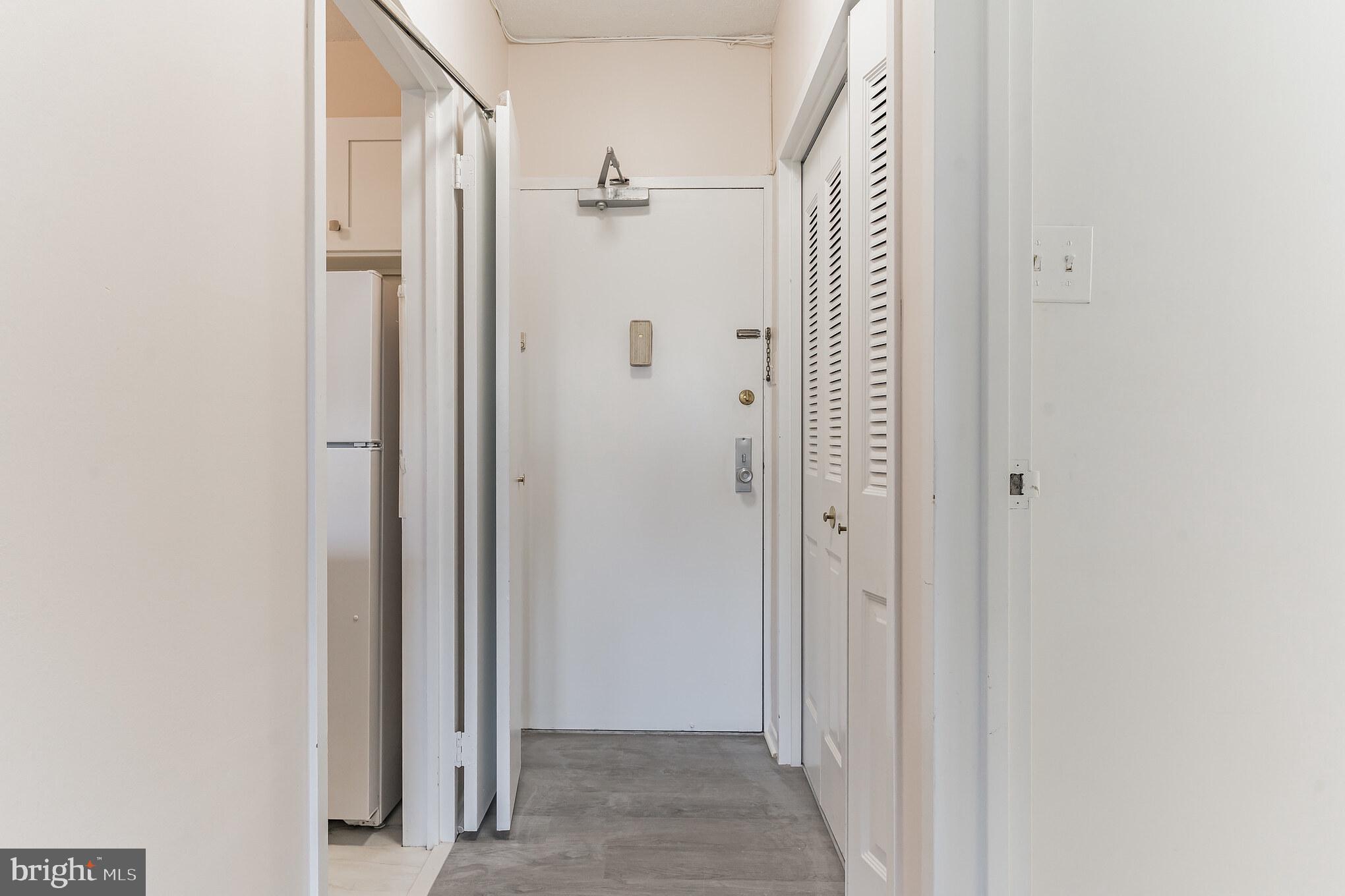 HYDE PARK - Residential