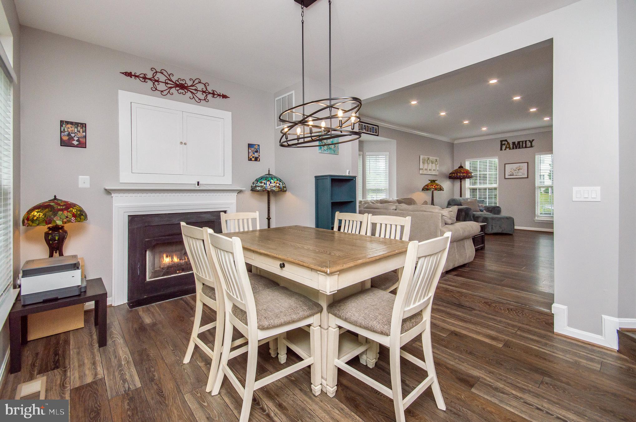 BLOOMS CROSSING - Residential