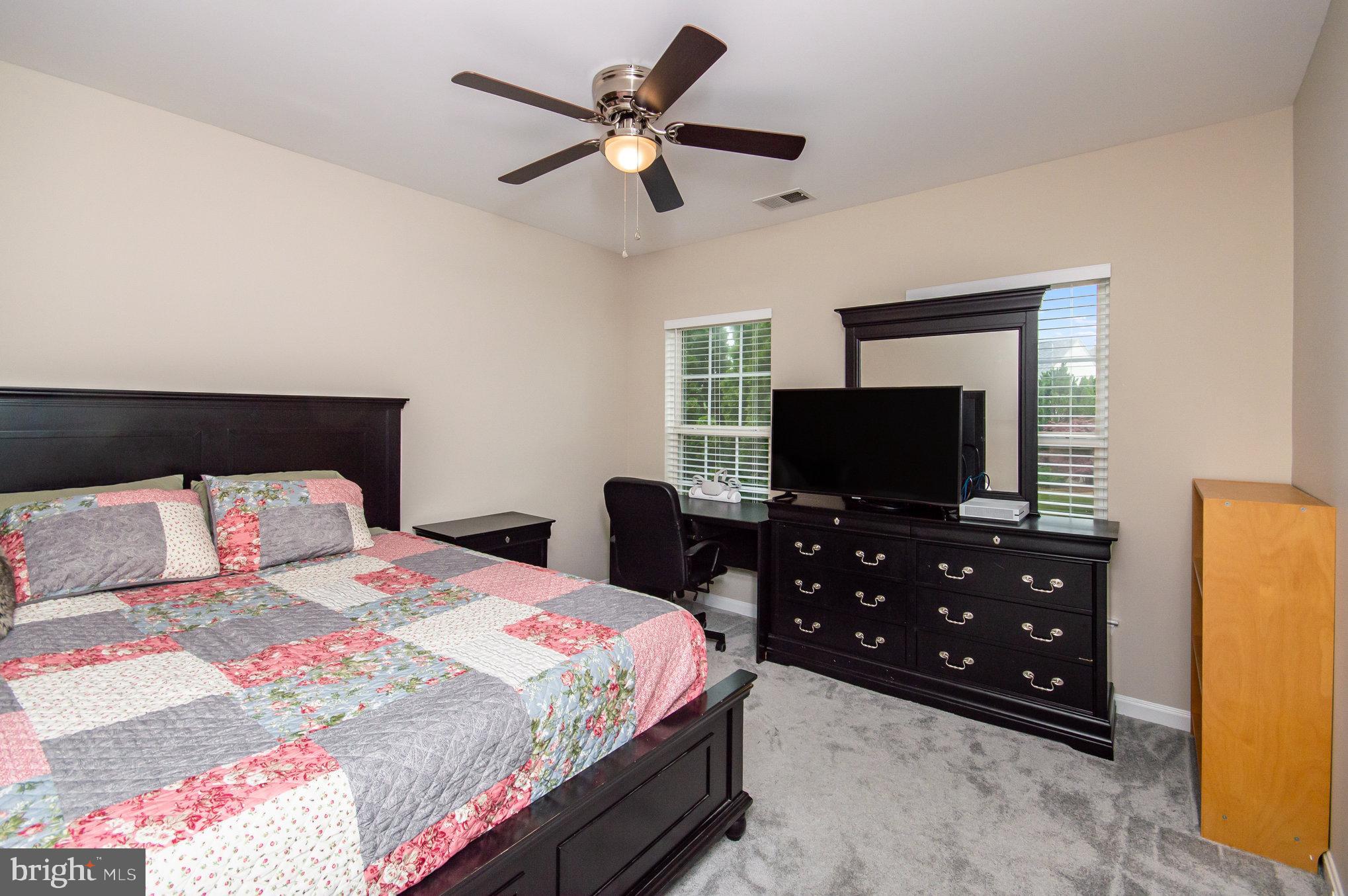 BLOOMS CROSSING - Residential