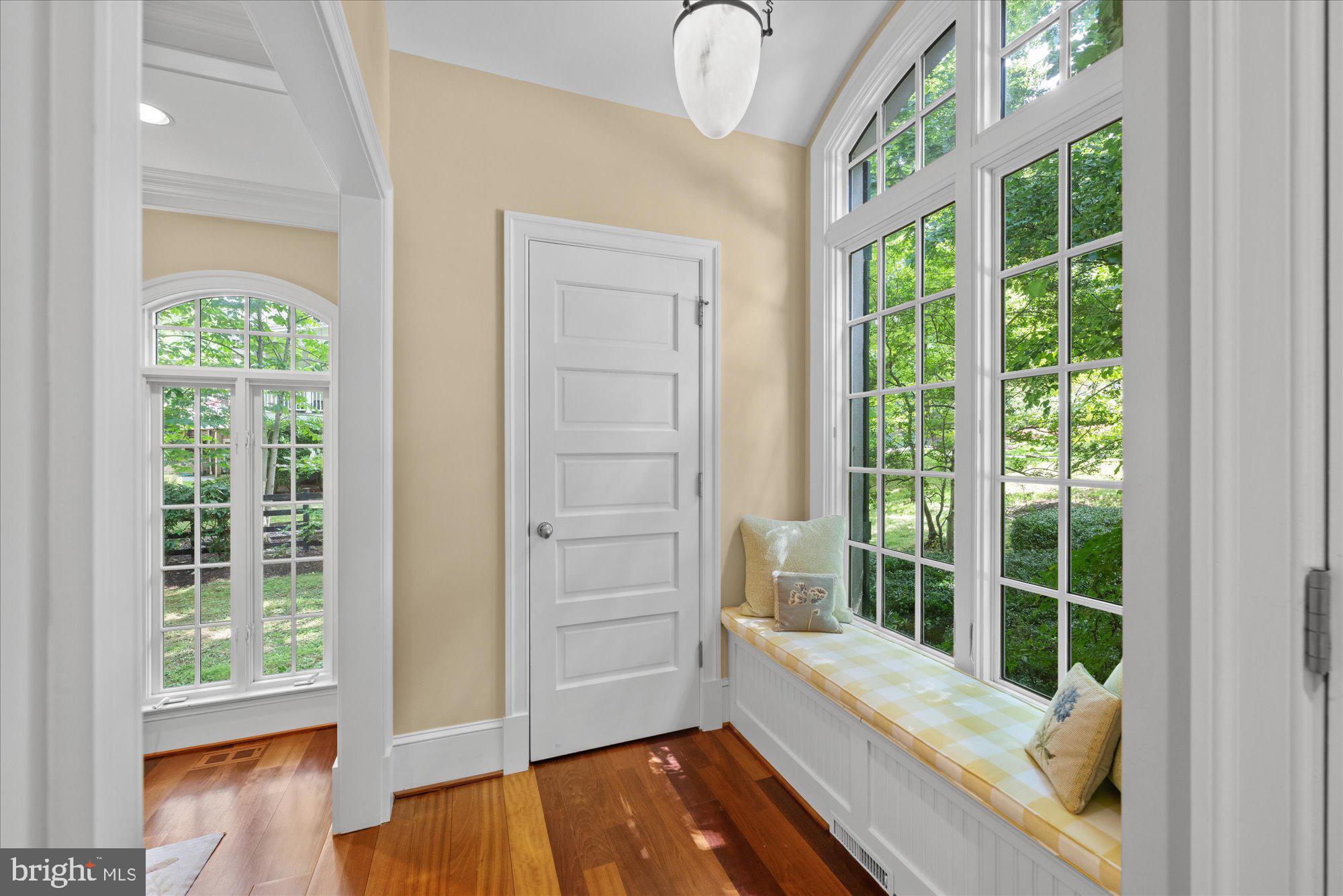 MERRY GO ROUND FARM - Residential