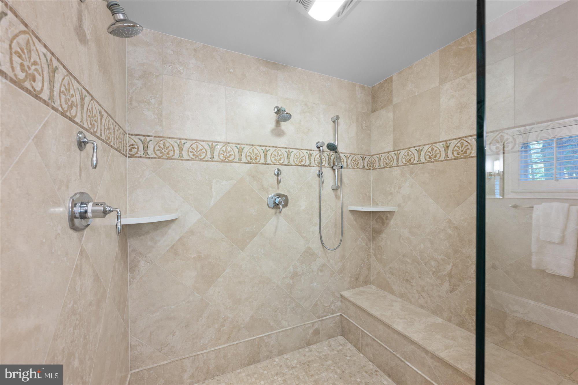 MERRY GO ROUND FARM - Residential