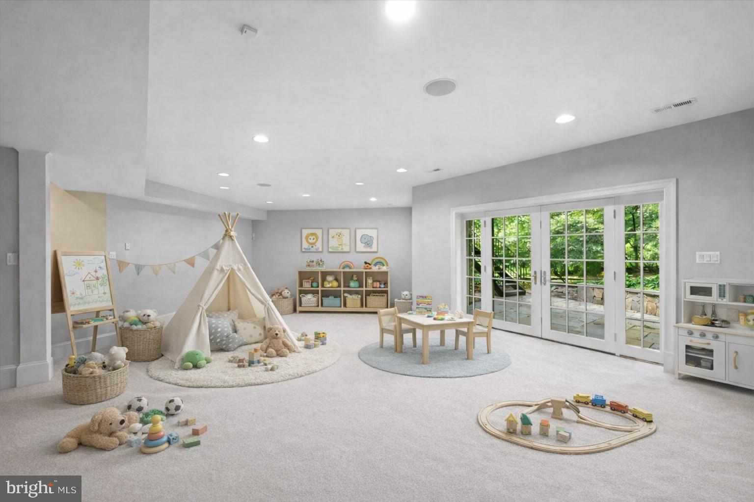 MERRY GO ROUND FARM - Residential