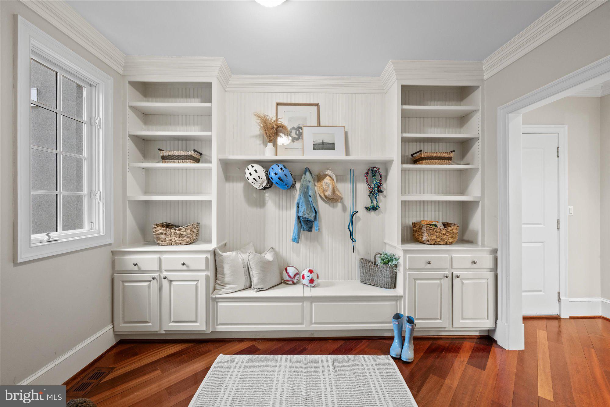 MERRY GO ROUND FARM - Residential