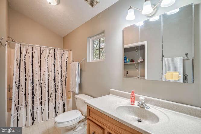 PORT TOBACCO - Residential Lease