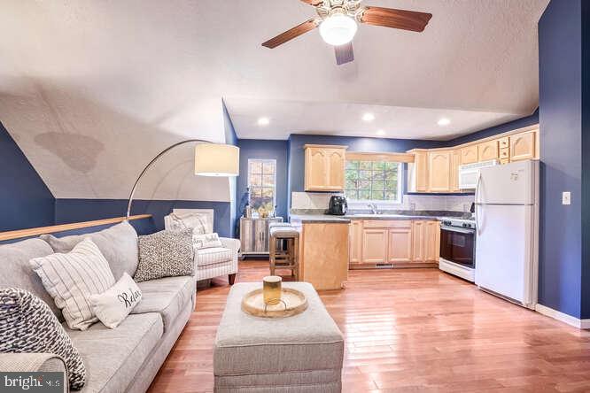 PORT TOBACCO - Residential Lease