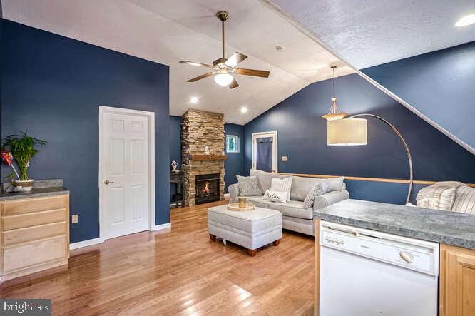 PORT TOBACCO - Residential Lease