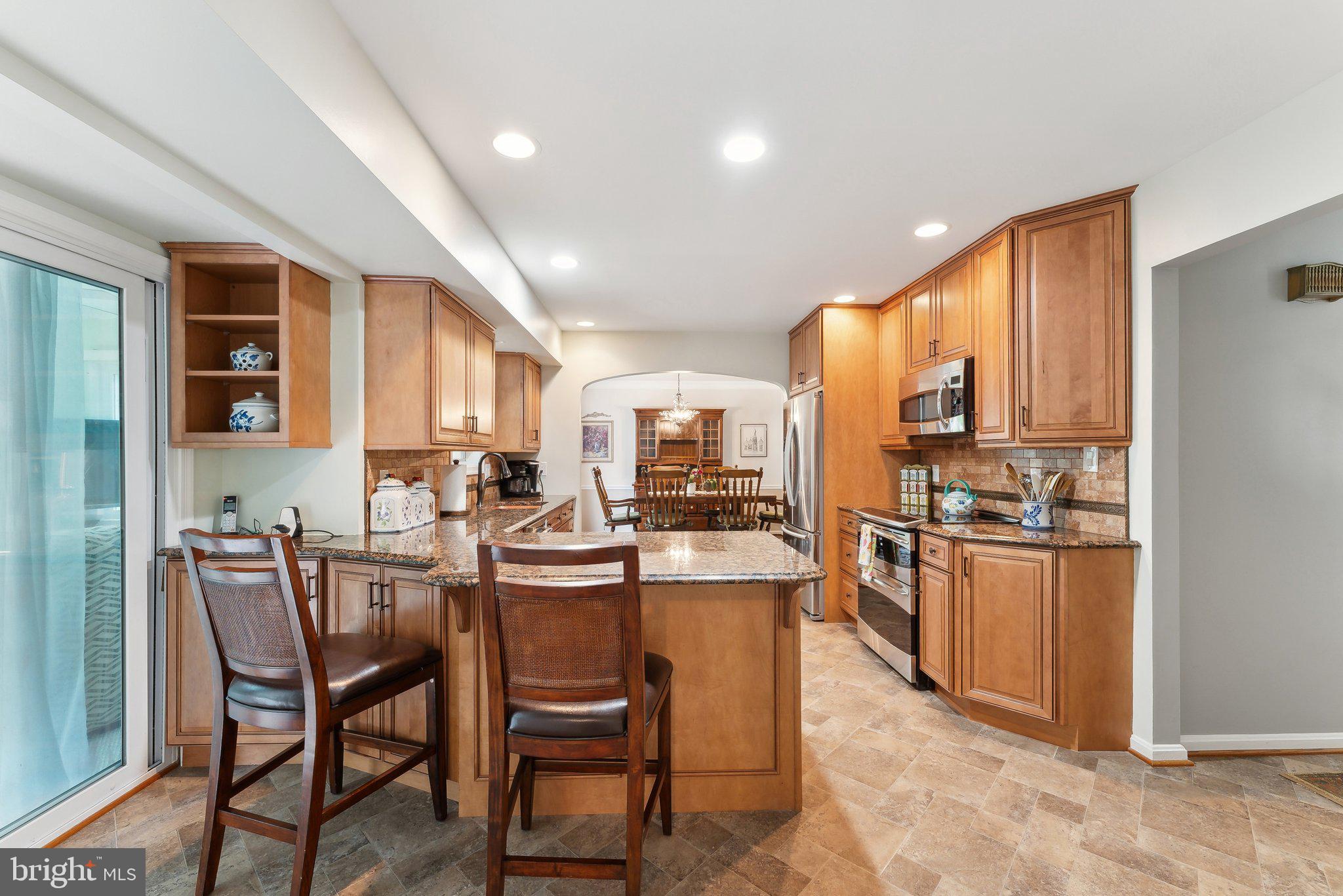 STONEYBROOKE - Residential