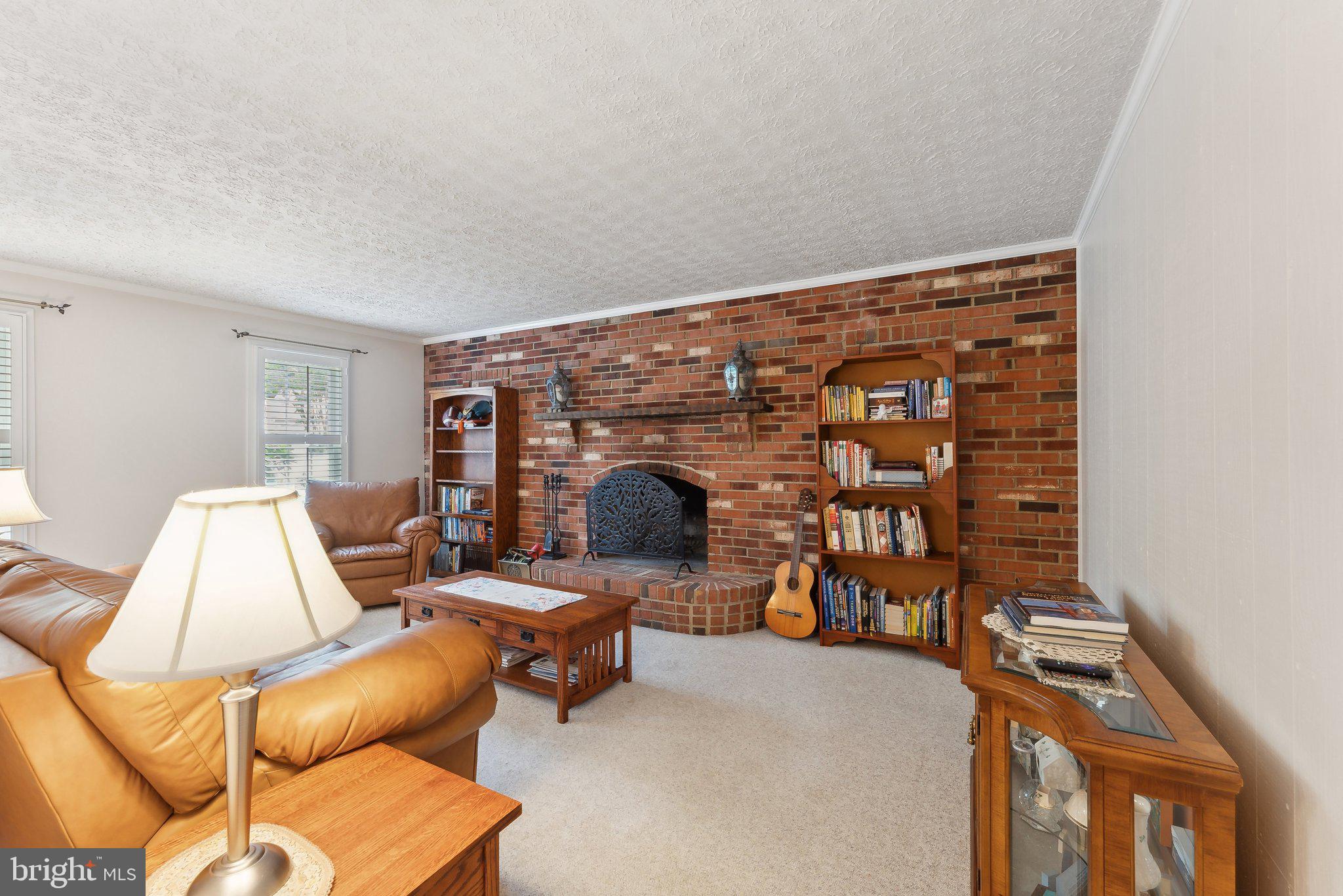 STONEYBROOKE - Residential