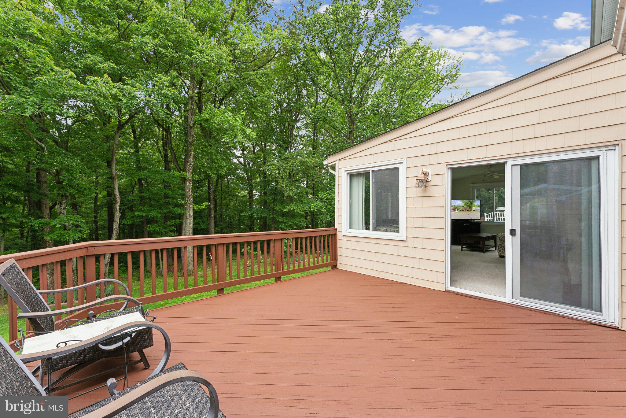 STONEYBROOKE - Residential