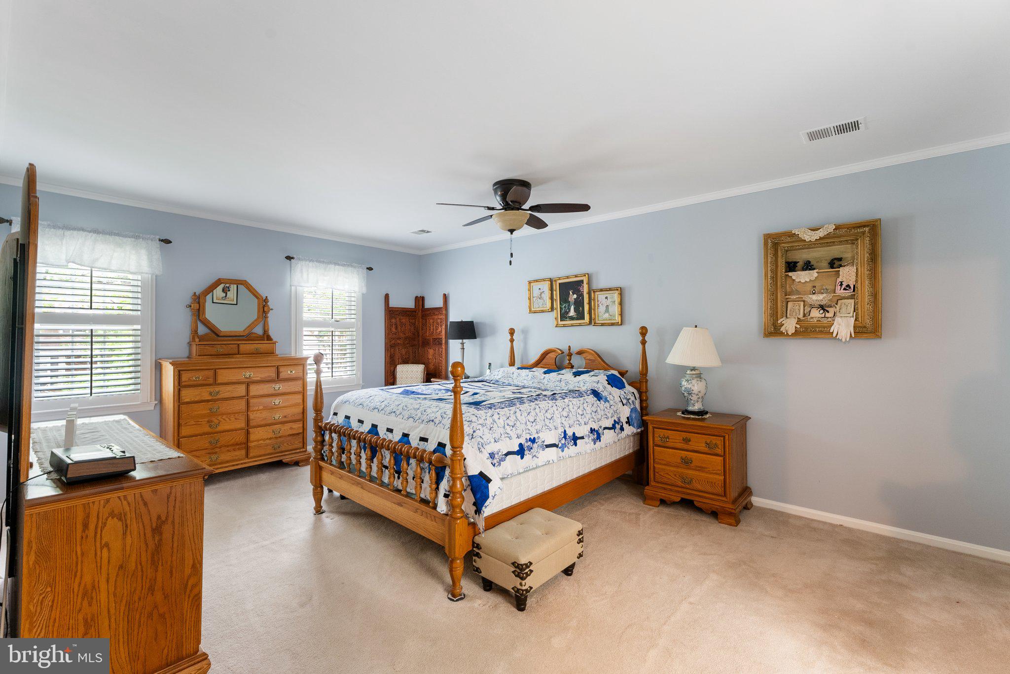 STONEYBROOKE - Residential