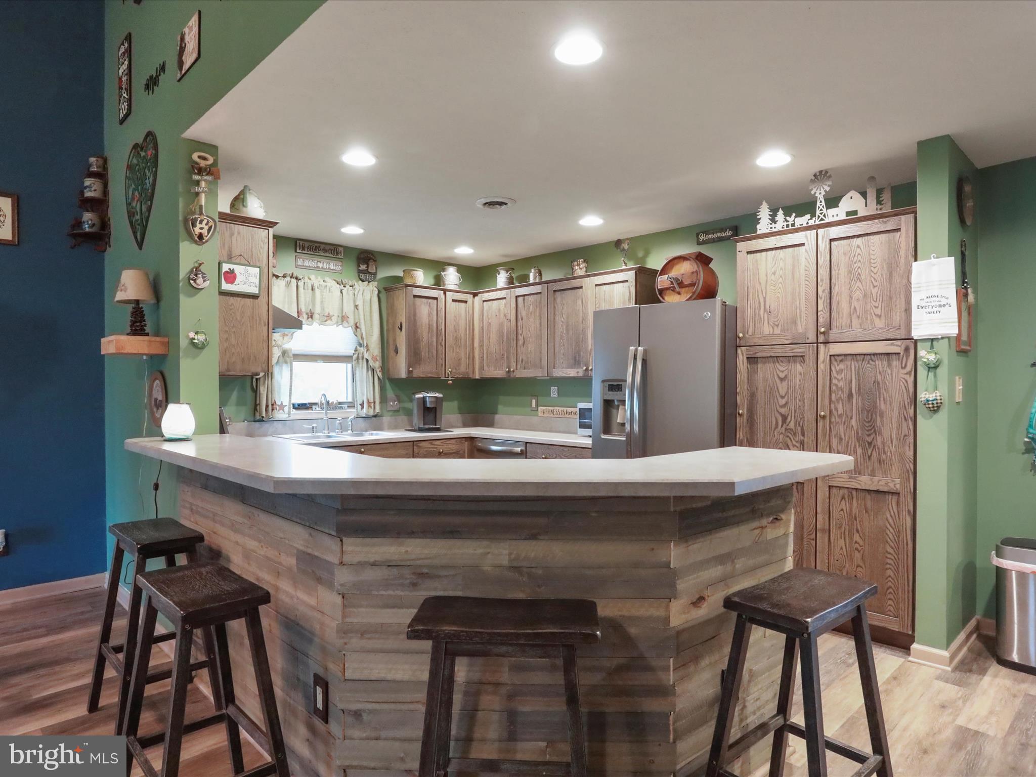 WHISKEY RUN ESTATES - Residential