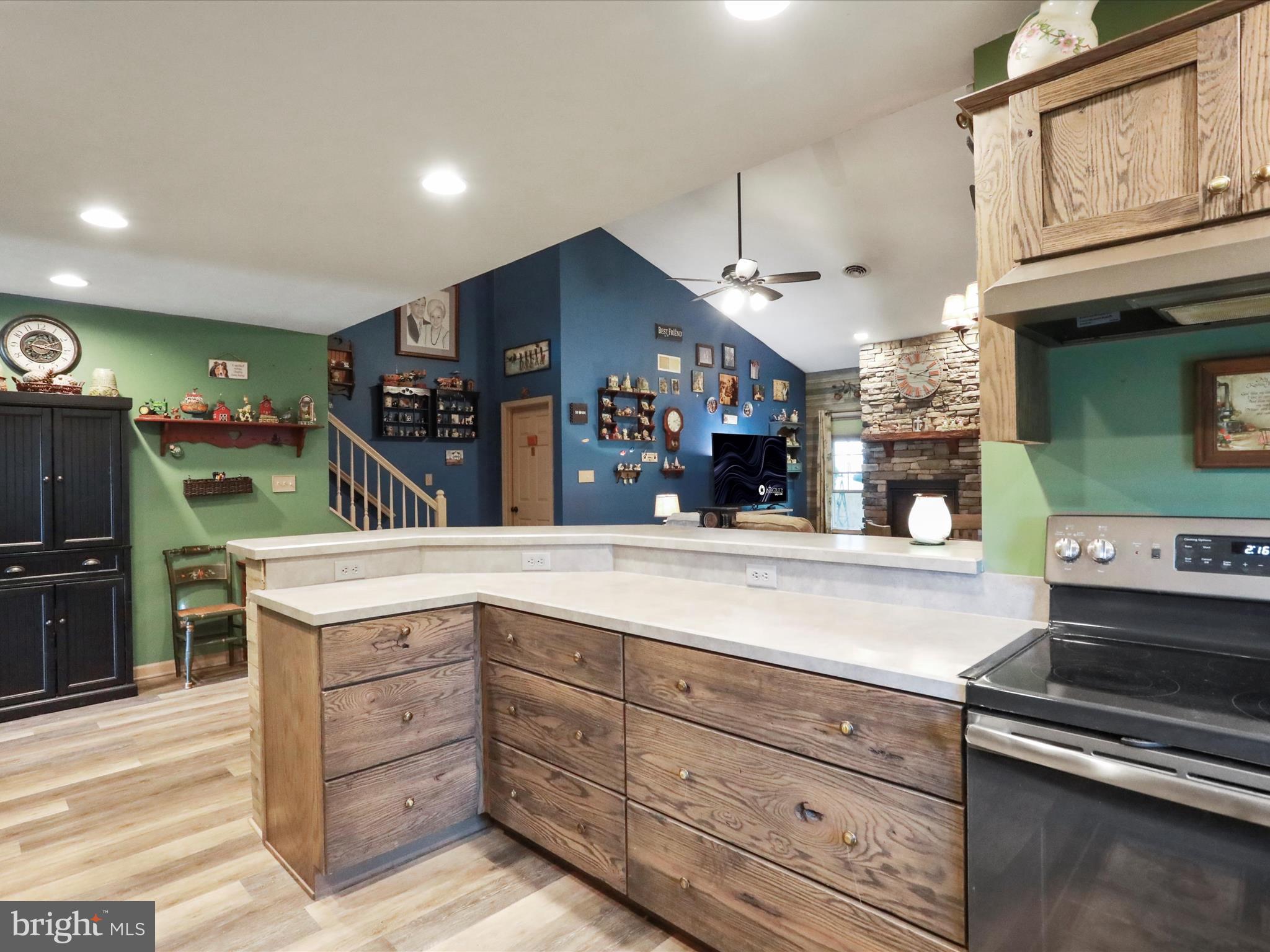 WHISKEY RUN ESTATES - Residential