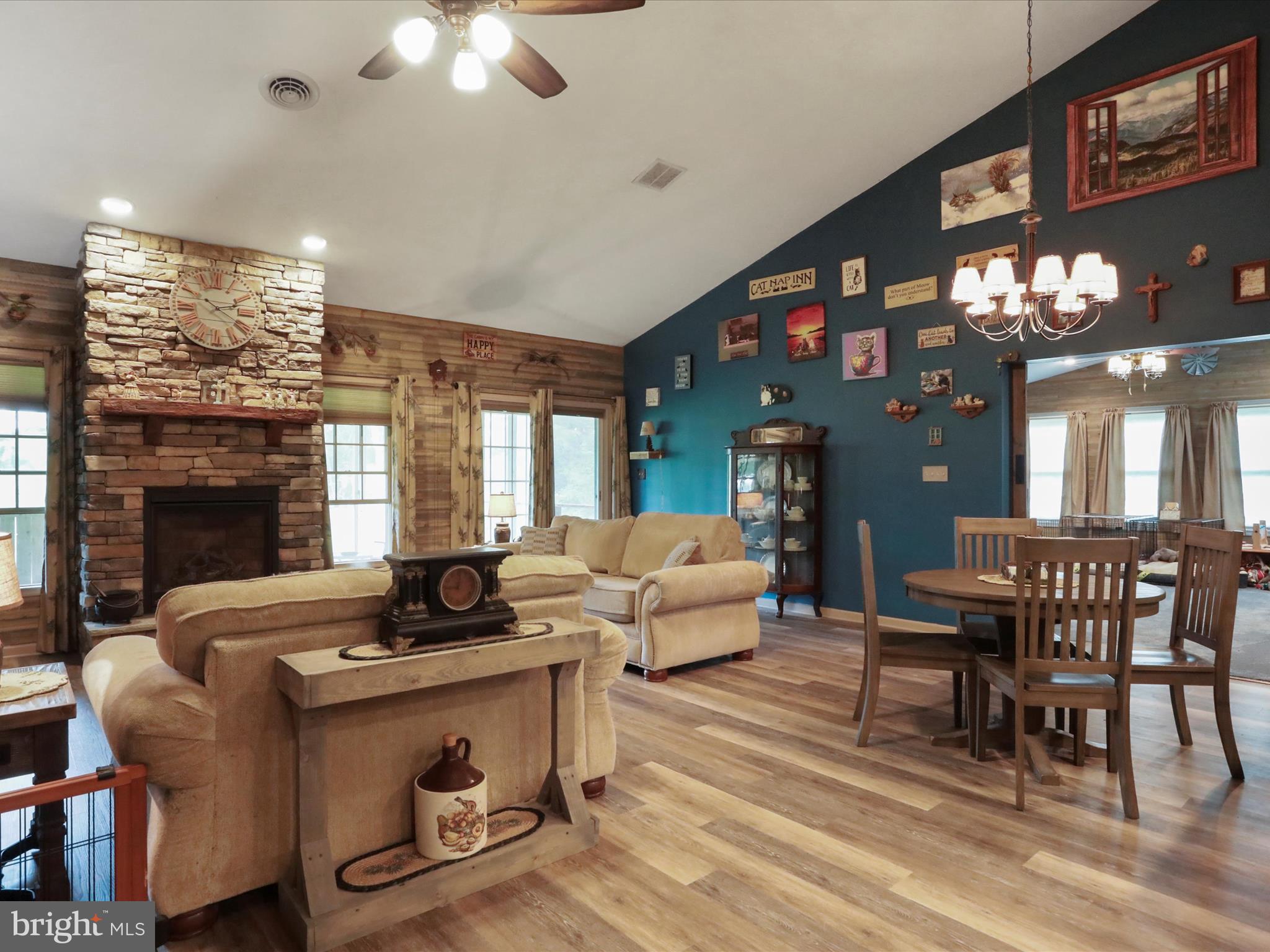 WHISKEY RUN ESTATES - Residential