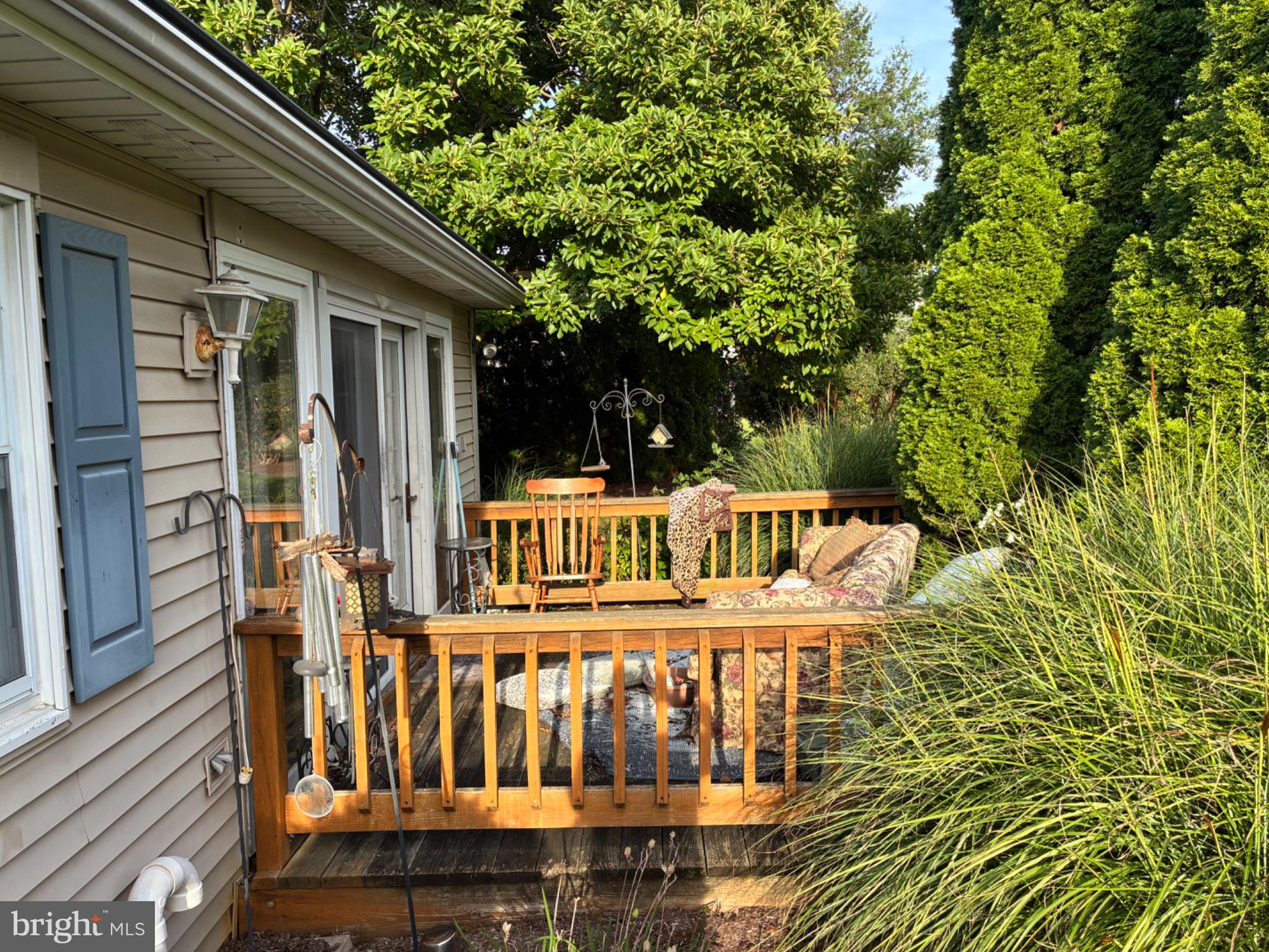 110 LYNETTE CIRCLE