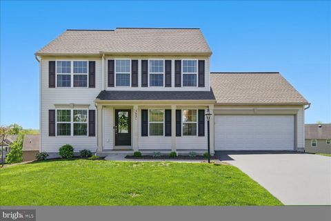 Photo of 3931 Archer Lane, COLUMBIA, PA 17512 (MLS # PALA2069006)