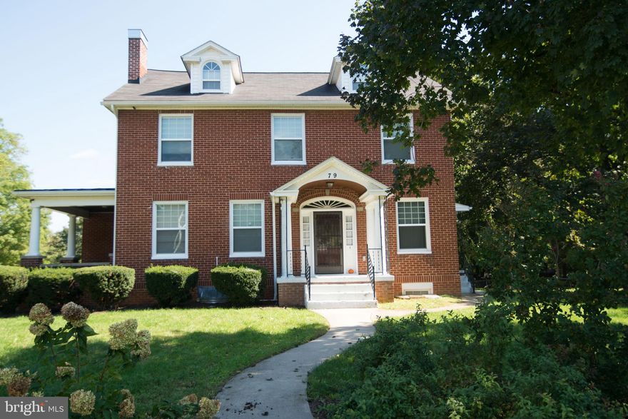 Beautifully maintained 1 bedroom, 1 bath apartment conveniently located right in Charles Town. Close to the Race Track, restaurants, Rt 340 and more. Beautiful hardwood floors throughout, new paint, efficient heating/air system, private porch, private entrance and laundry room on site. Pocket doors and built in cabinet in the bedroom add to the character of this unit. This one is an absolute must see! No pets, no smoking.