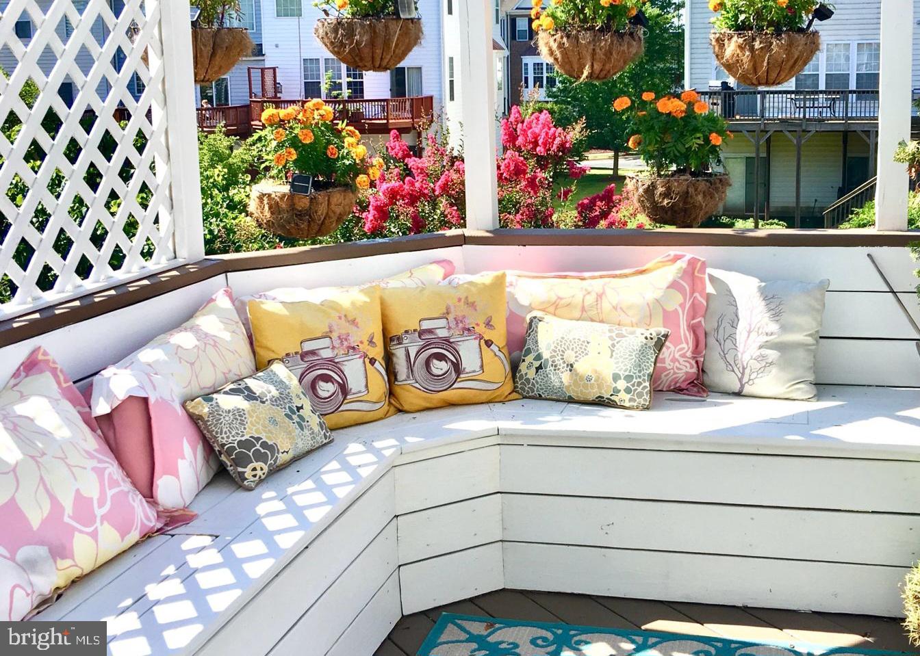 LOUDOUN PARKWAY CENTER - Residential Lease