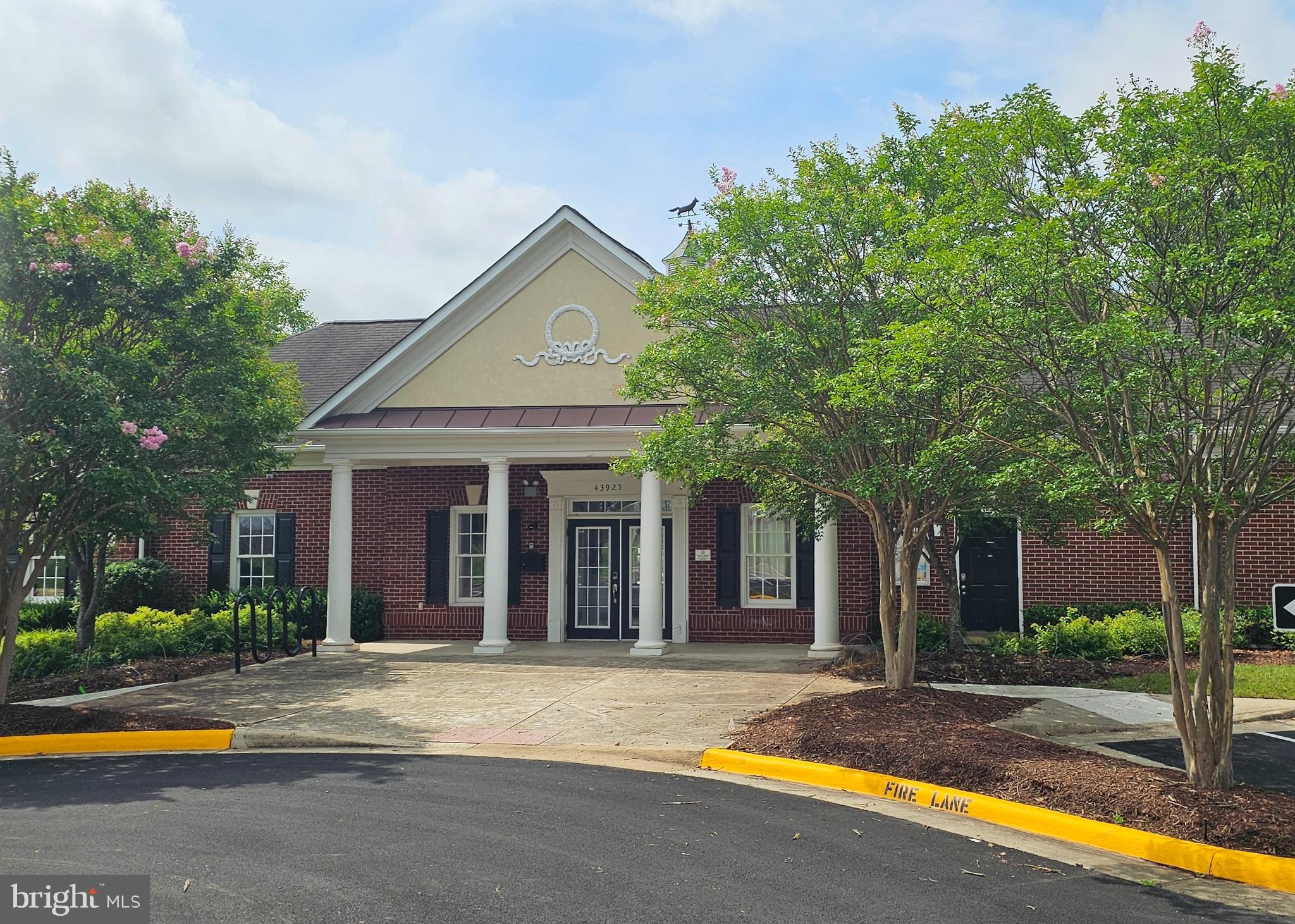 LOUDOUN PARKWAY CENTER - Residential Lease