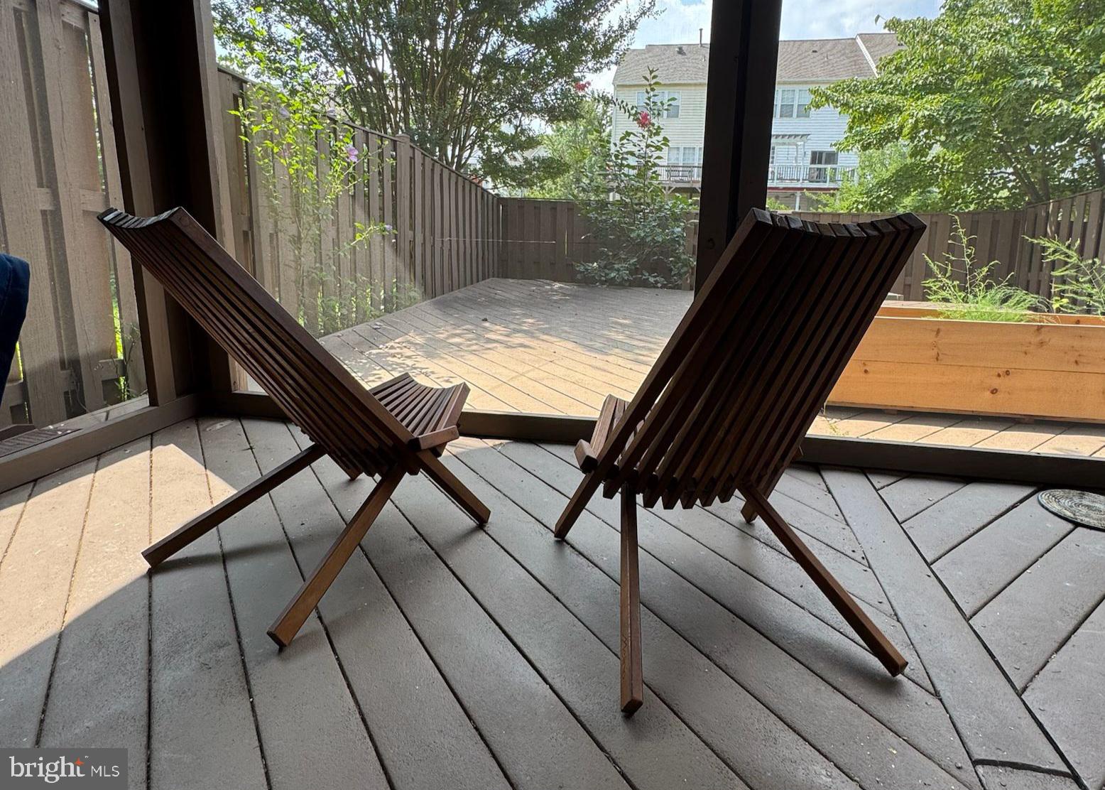 LOUDOUN PARKWAY CENTER - Residential Lease