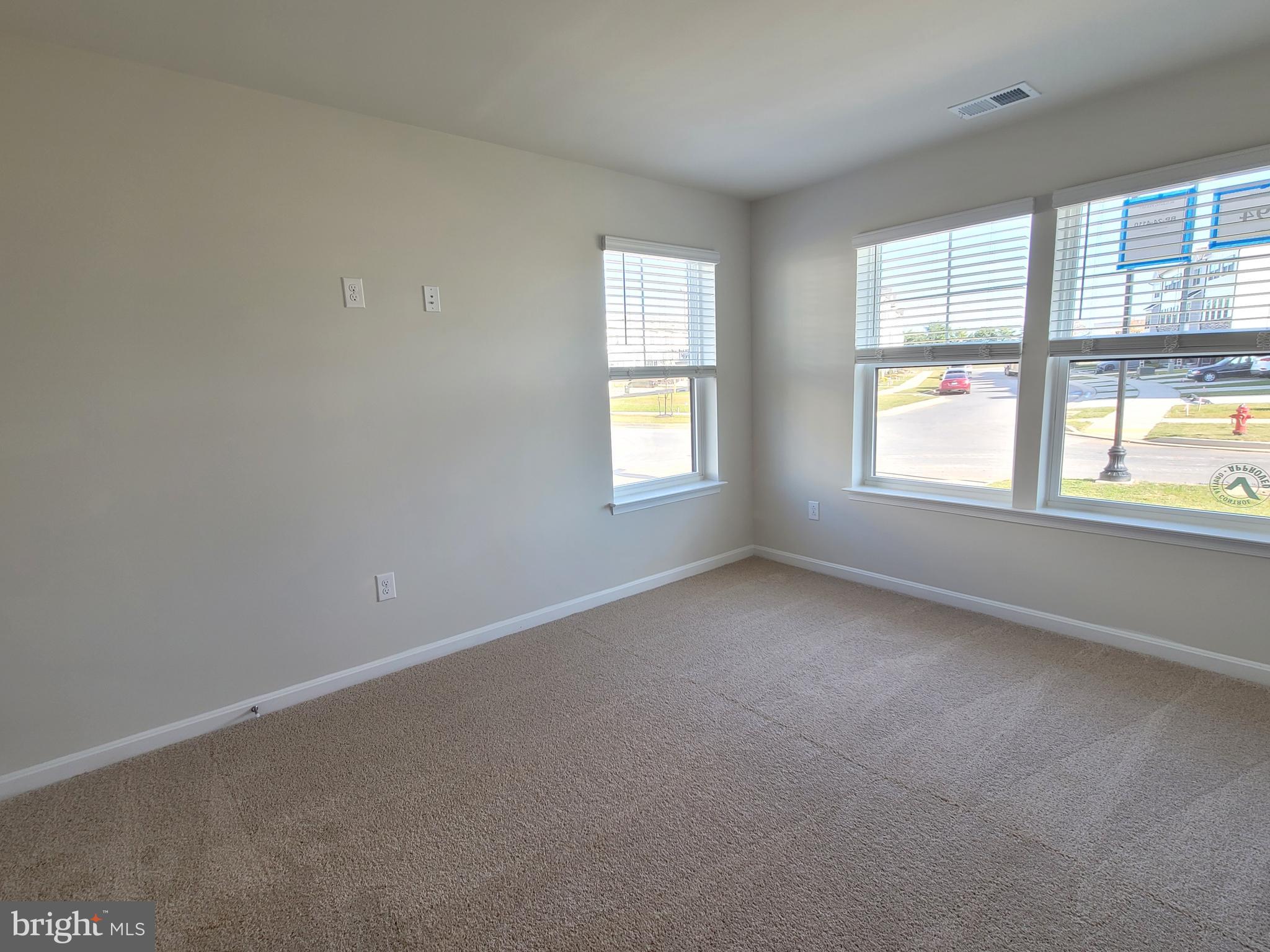 RENN QUARTER - Residential Lease