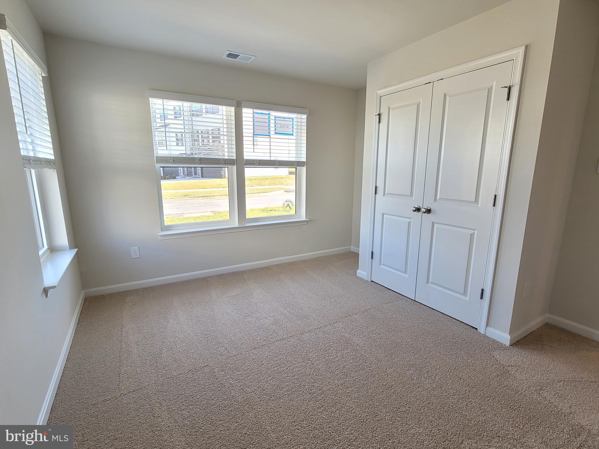 RENN QUARTER - Residential Lease