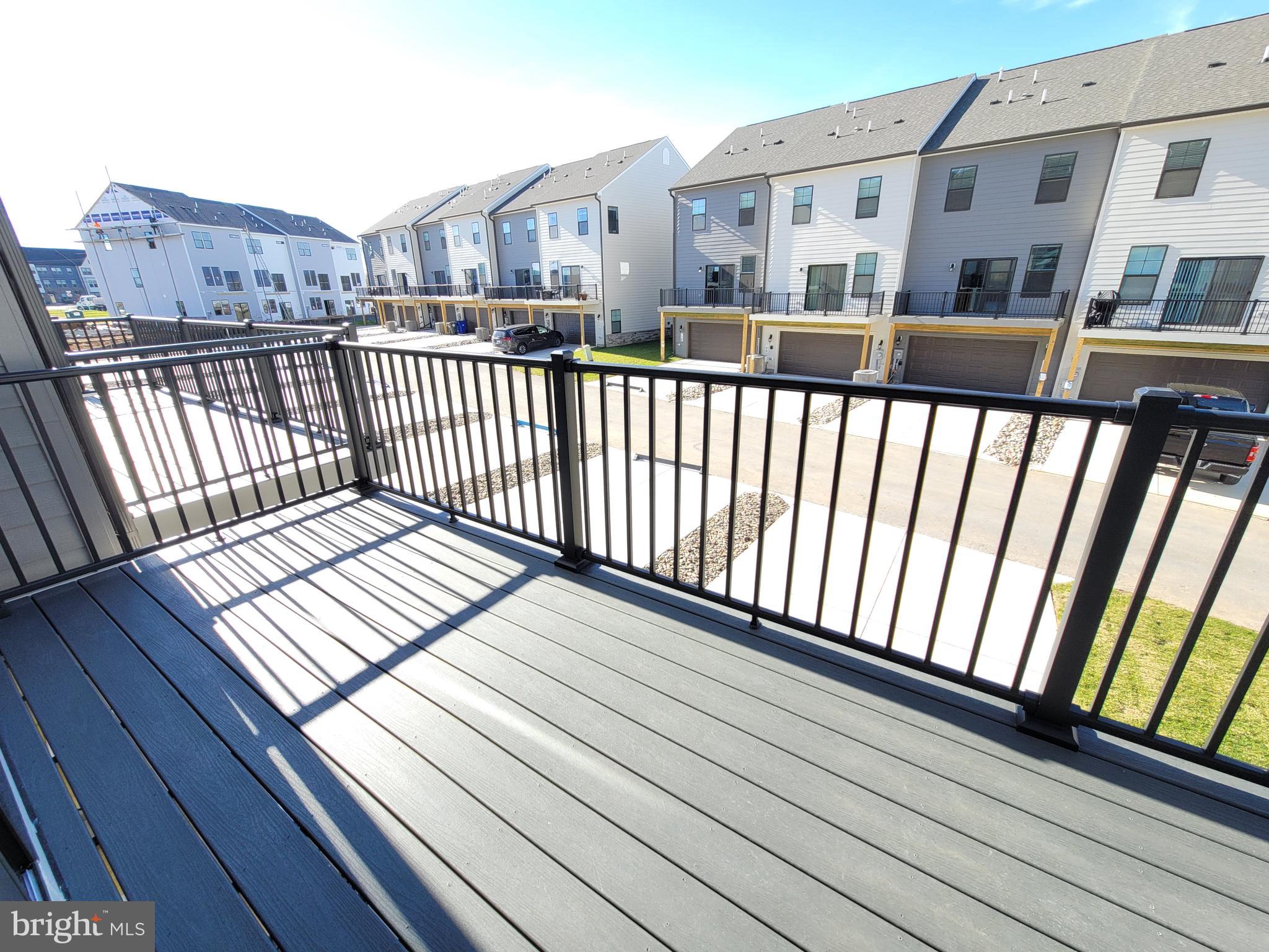 RENN QUARTER - Residential Lease