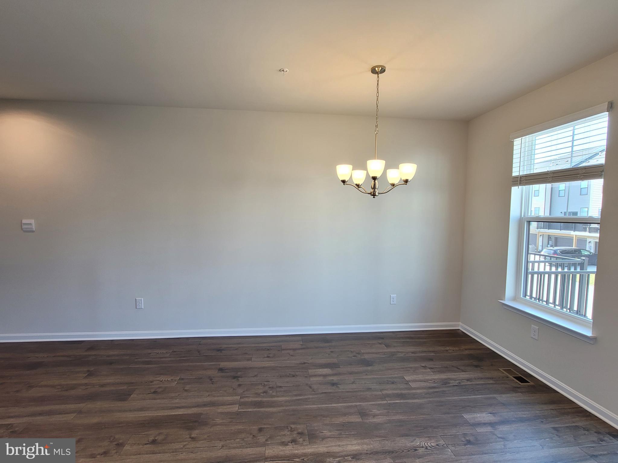 RENN QUARTER - Residential Lease