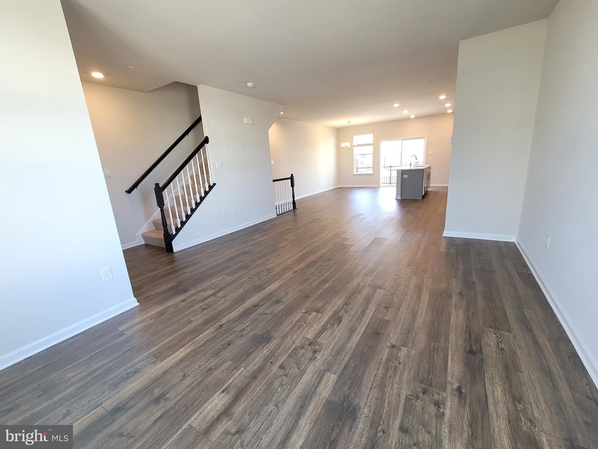 RENN QUARTER - Residential Lease