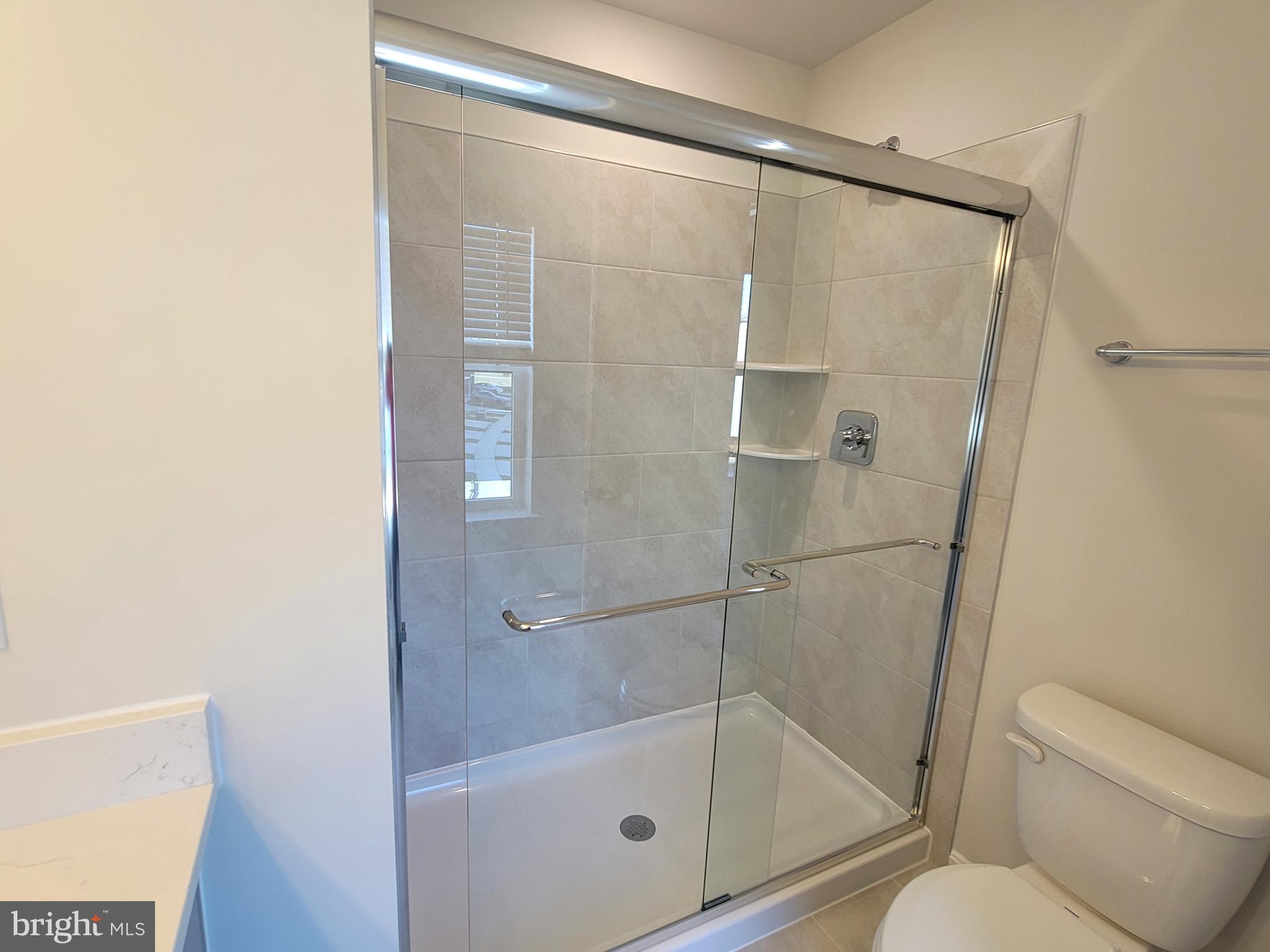 RENN QUARTER - Residential Lease