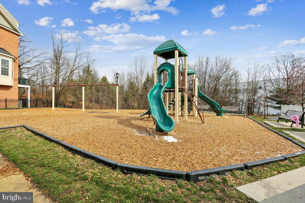 MORRIS PLACE - Residential