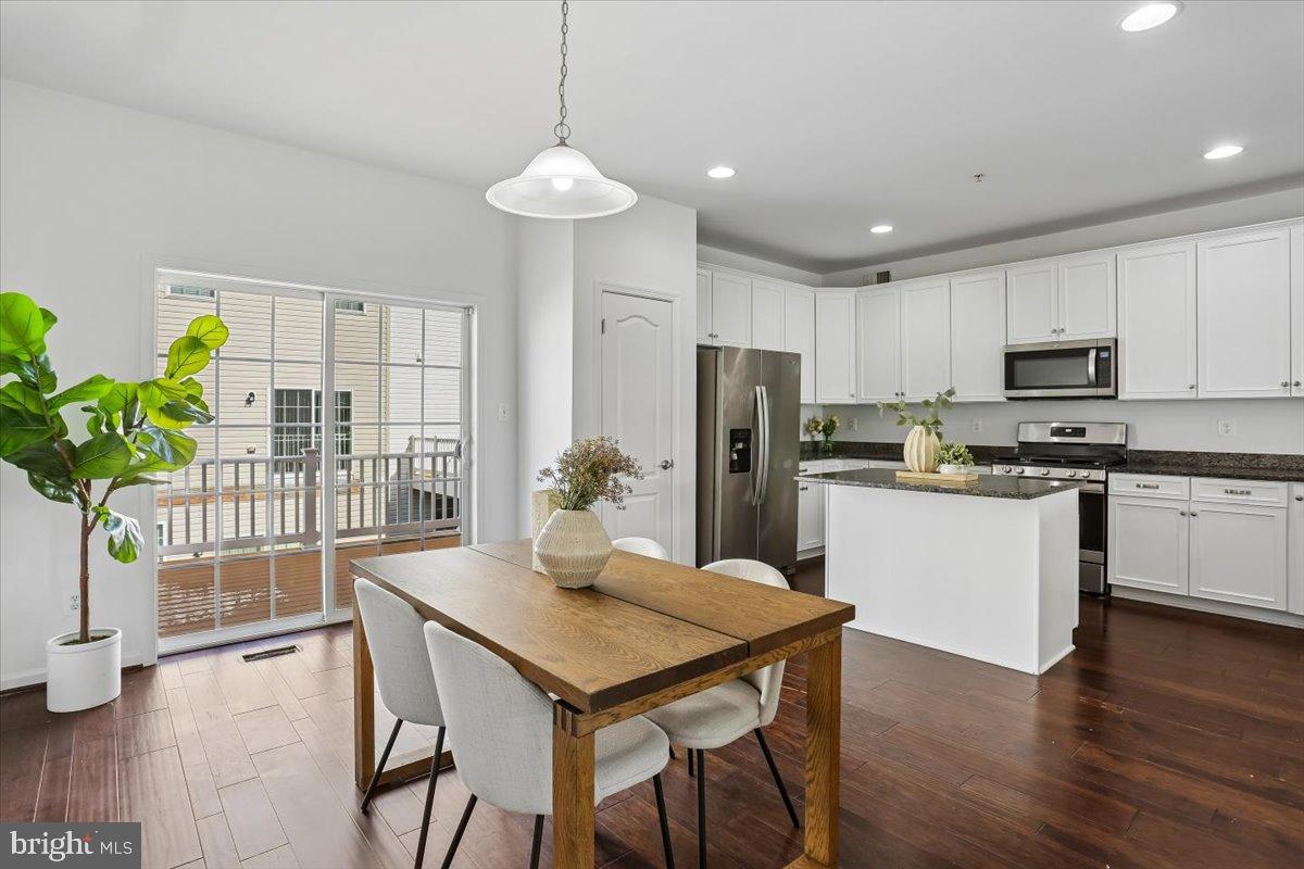 MORRIS PLACE - Residential