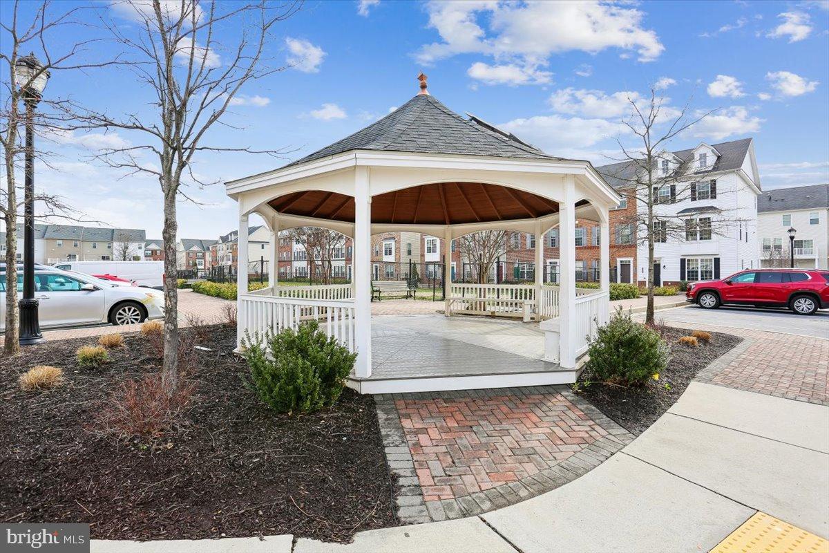 MORRIS PLACE - Residential