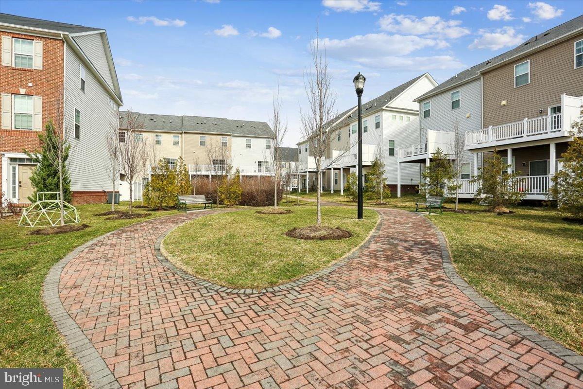 MORRIS PLACE - Residential