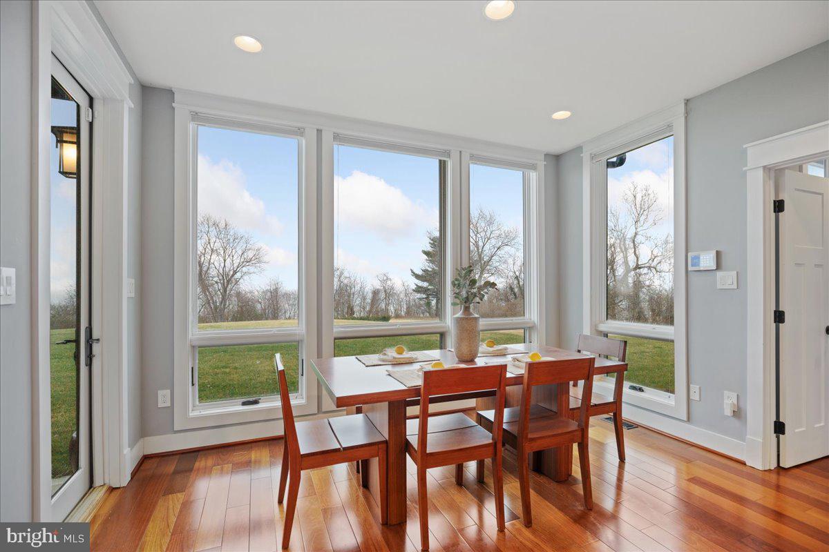 BAYVIEW MANOR ESTATES - Residential