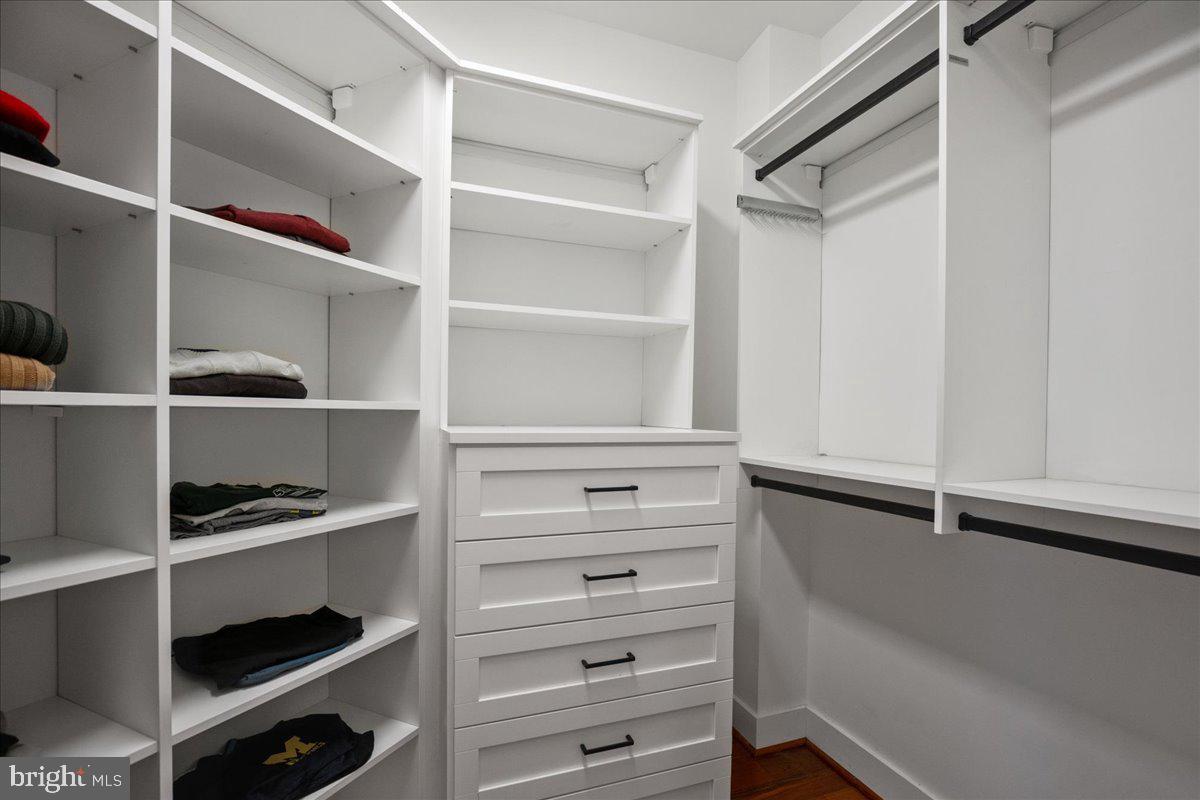 BAYVIEW MANOR ESTATES - Residential