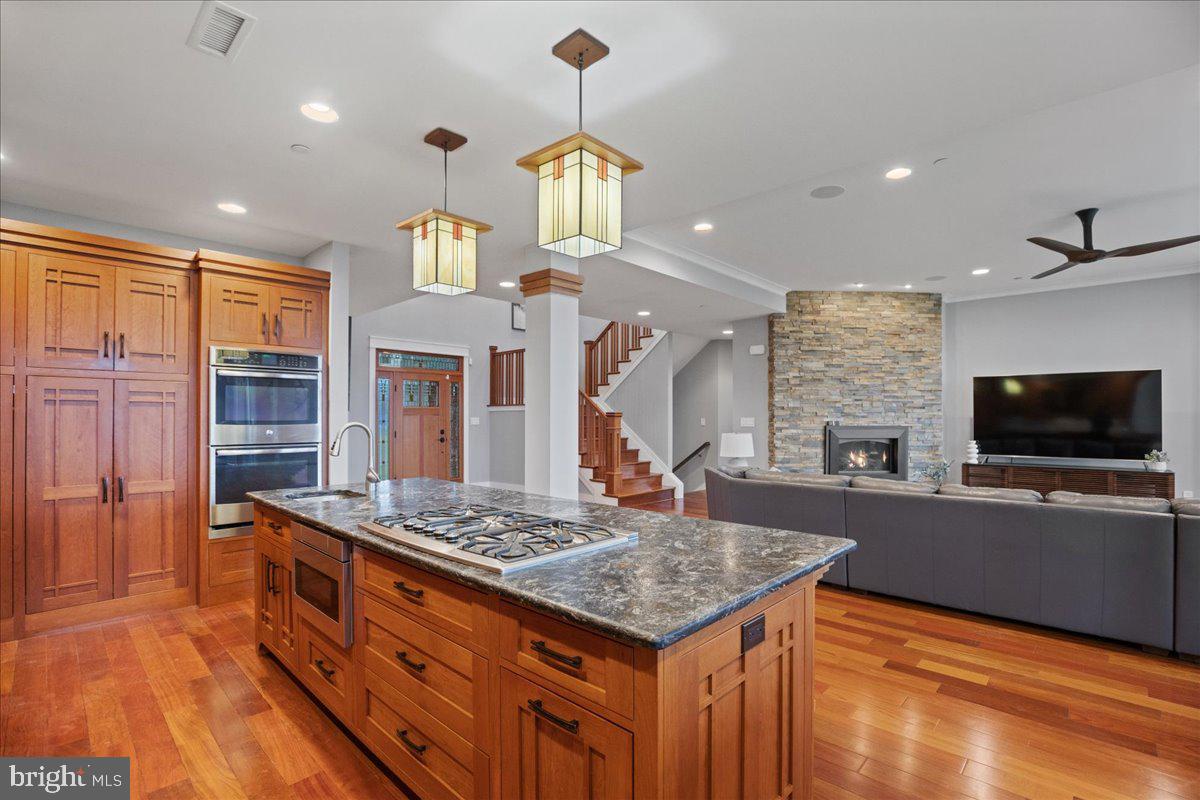 BAYVIEW MANOR ESTATES - Residential