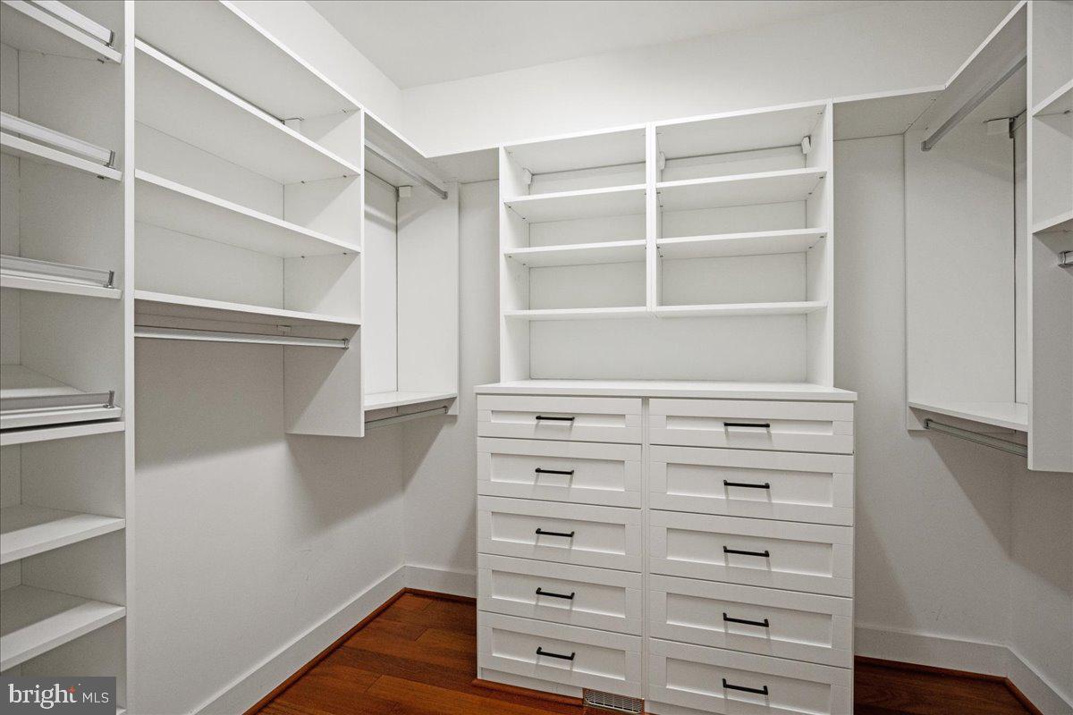 BAYVIEW MANOR ESTATES - Residential