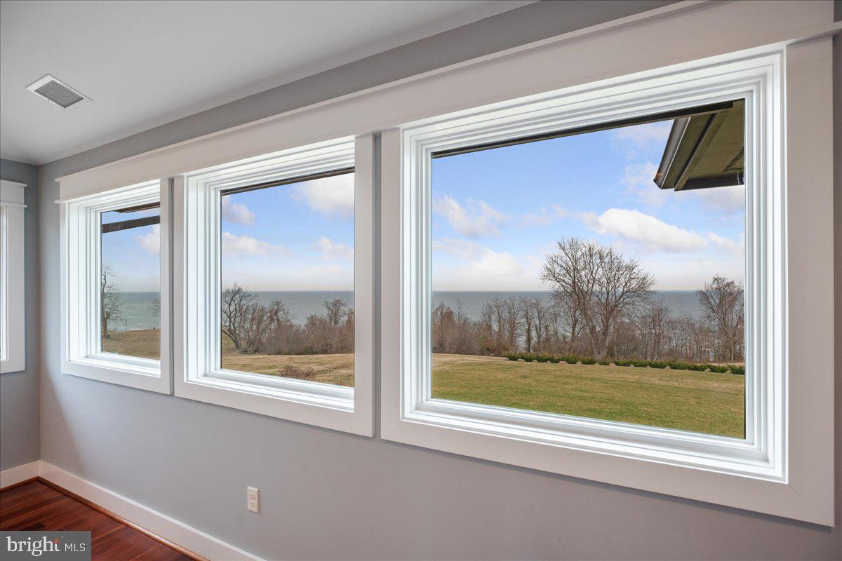 BAYVIEW MANOR ESTATES - Residential