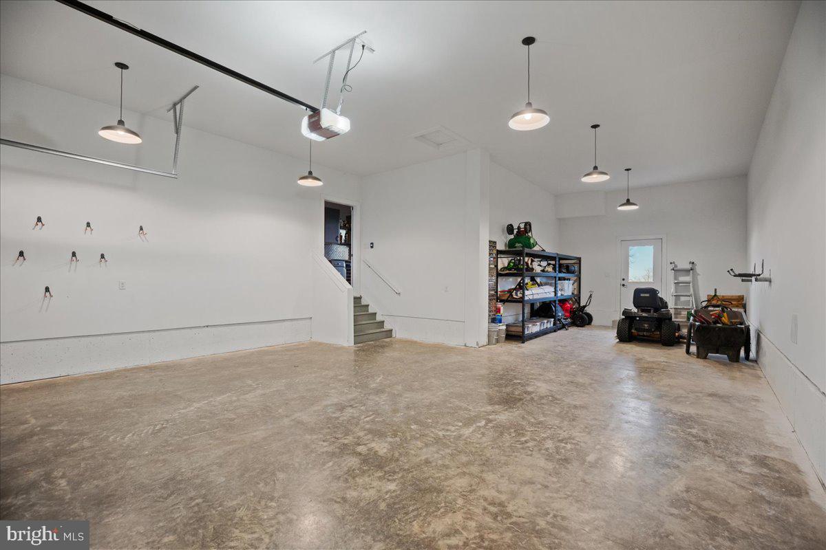 BAYVIEW MANOR ESTATES - Residential