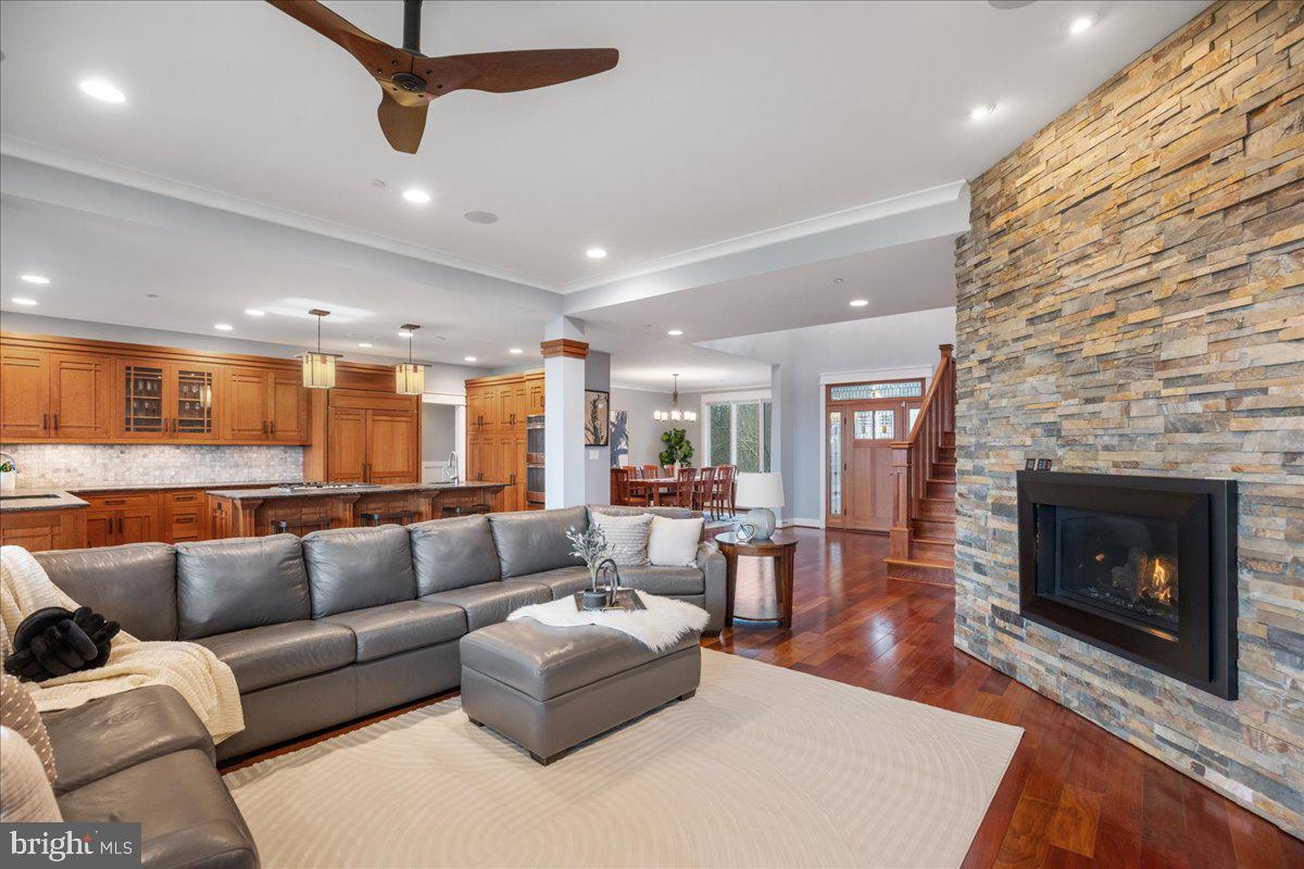 BAYVIEW MANOR ESTATES - Residential