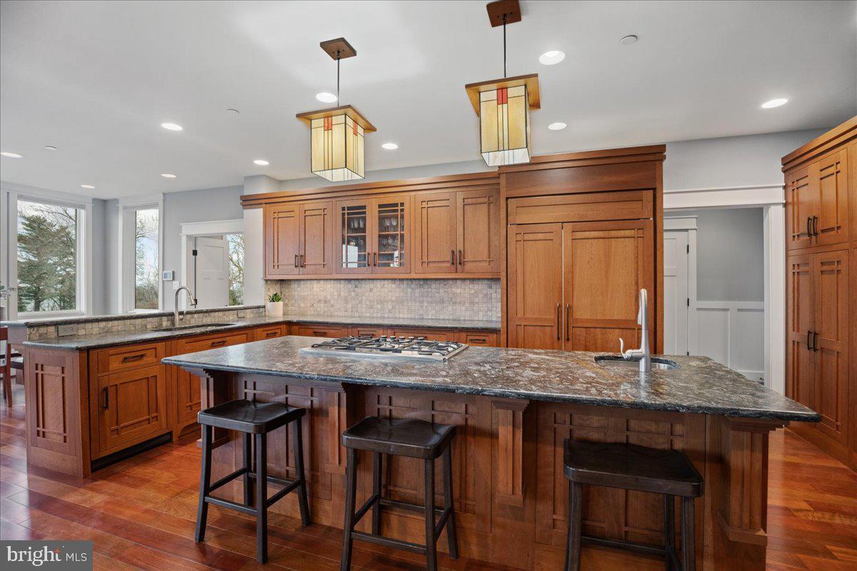 BAYVIEW MANOR ESTATES - Residential