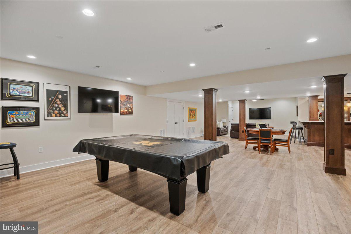 BAYVIEW MANOR ESTATES - Residential