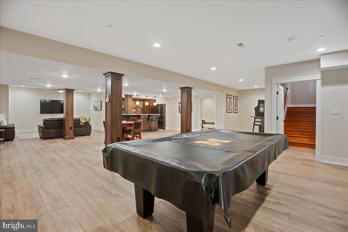 BAYVIEW MANOR ESTATES - Residential