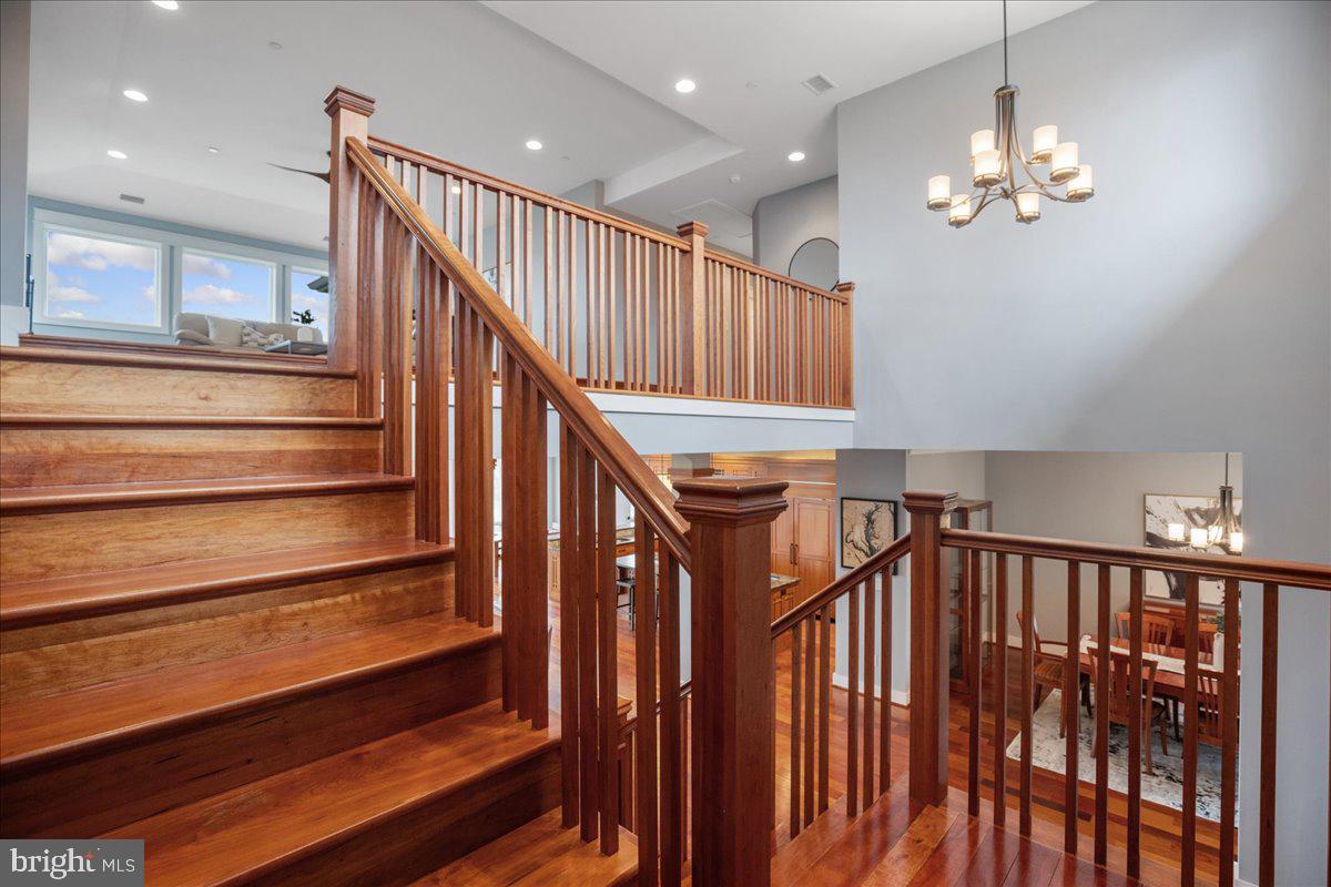 BAYVIEW MANOR ESTATES - Residential