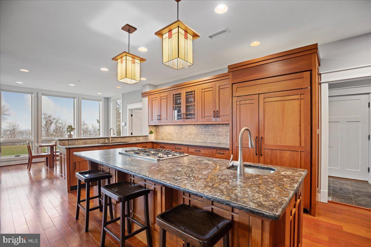 BAYVIEW MANOR ESTATES - Residential